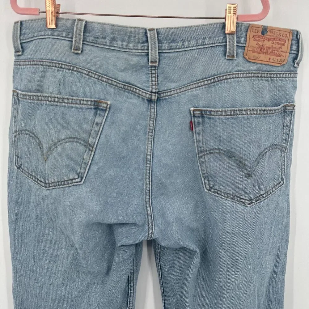 Levis 550 Jeans Men's 42x30 Blue‎ Denim Distressed Relaxed Fit Mid-Rise Outdoor